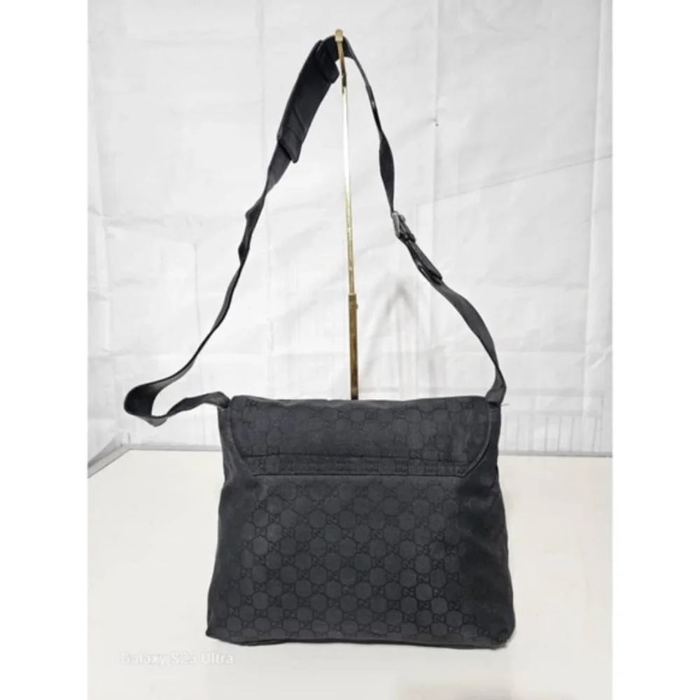 Authentic Gucci GG Nylon Messenger Bag Black - Picture 12 of 12